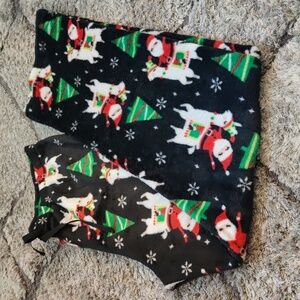 Christmas Floating Santa Pajamas M Comfy Cozycore Holiday Prints Comfy